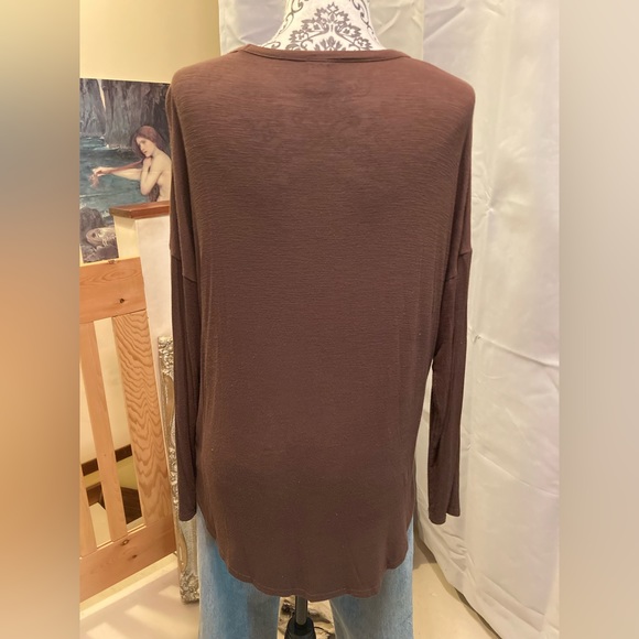 OLD NAVY Espresso Bark, Long Sleeve Luxe Tunic T-Shirt (S) - Picture 4 of 10